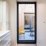 Apartahotel Les Camuches De La Banque - Privatifs De 35 A 75 M2 Avec Patios - Centre